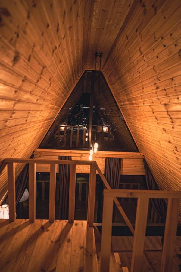 Villa Little Wood House Gergeti à Kazbegi Extérieur photo
